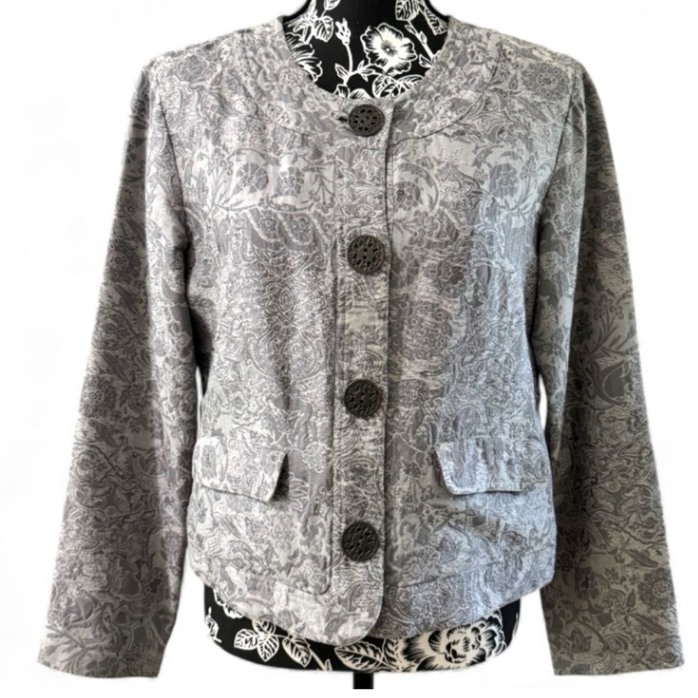 Chico's Light Gray Paisley Button Front Jacket